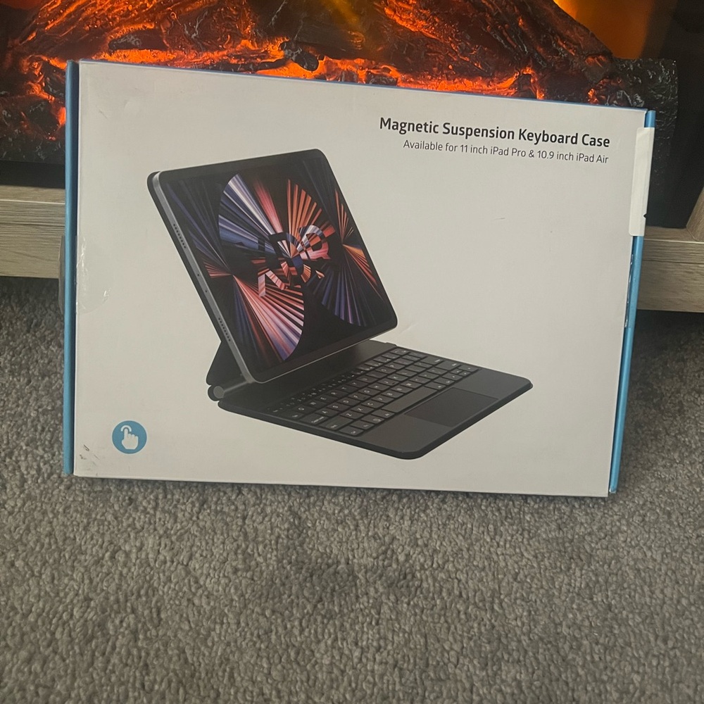 Black Tablet Stand with Keyboard